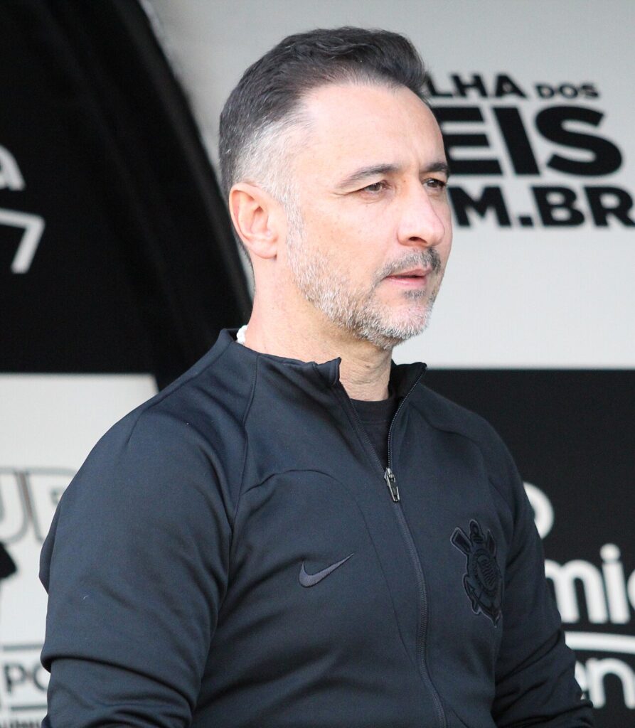 Vítor Pereira viré par Nottingham Forest à la dernière minute