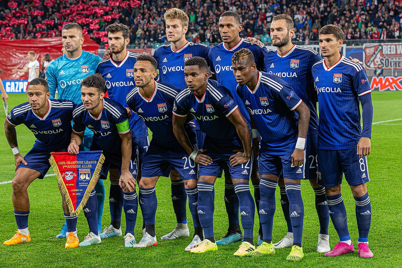 Duranville quitte Dortmund et signe à Lyon jusqu’en 2031