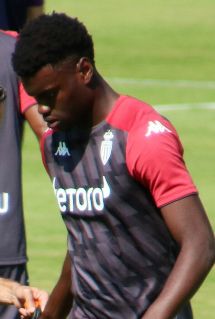 Badiashile vers Naples : le feuilleton Chelsea s’accélère