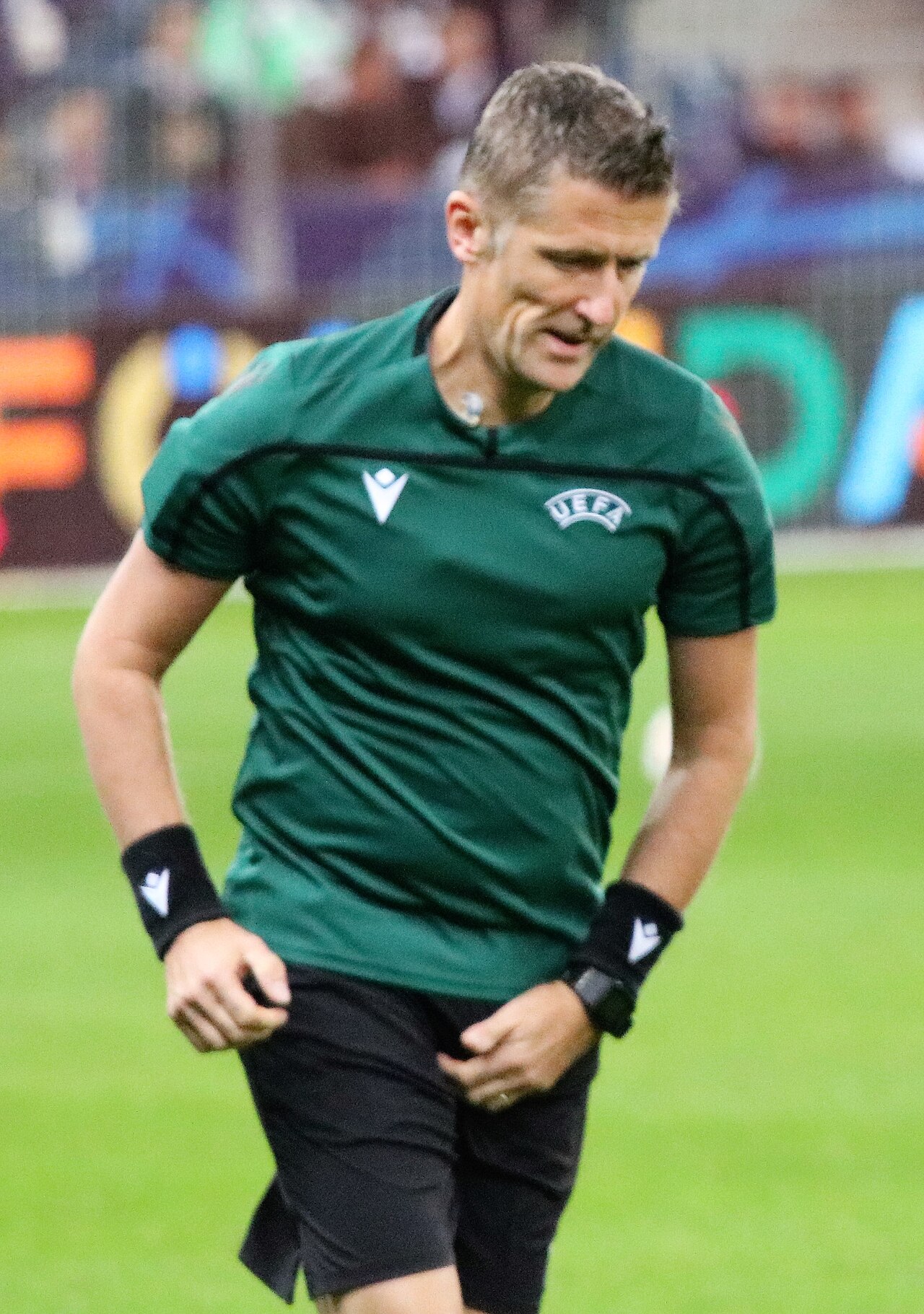 Serie A : un ballon à microchip pour révolutionner l’arbitrage dès 2026